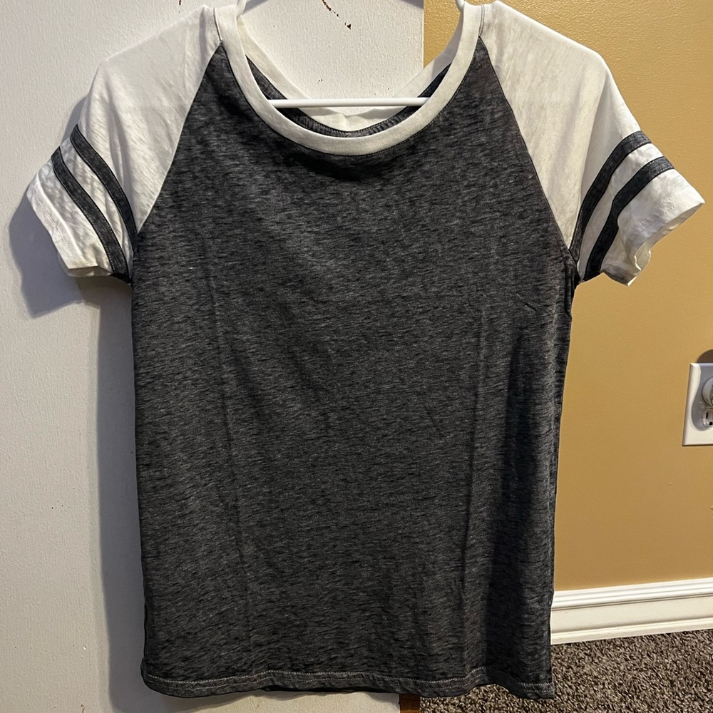 Exist storm grey lightweight shirt!! Size: S   BRAND NEW